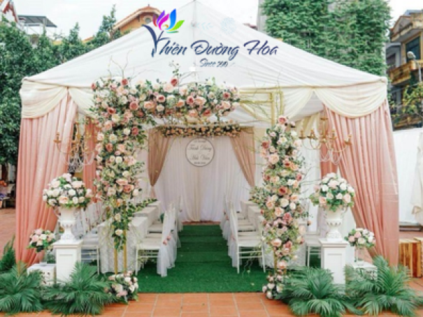 Cổng hoa cưới hiện đại tại Bình Dương - Shop Hoa tươi Thủ Dầu Một - Thiên Đường Hoa