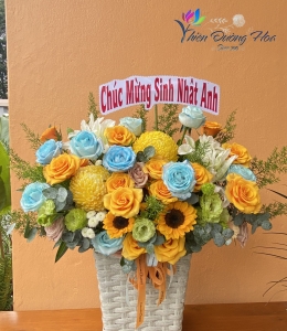 Giỏ hoa tone cam
