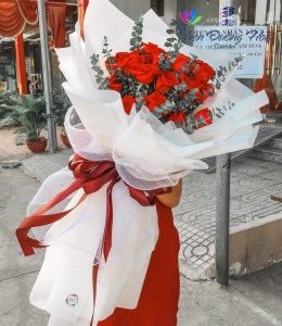 Sắc đỏ 09