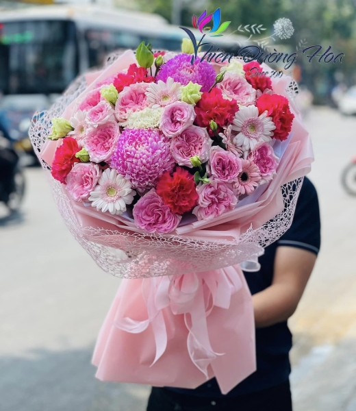 Bó hoa tone hồng