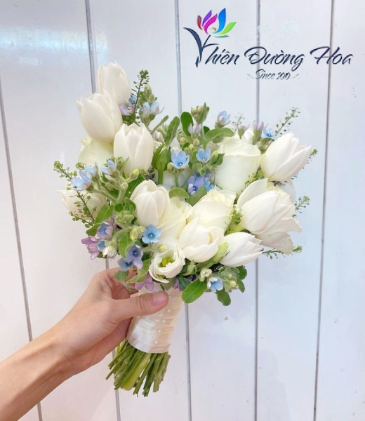 Bó hoa cưới Tulip 02